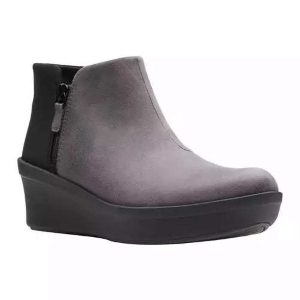 Cloudsteppers by Clark’s 8W rose step up grey/blk